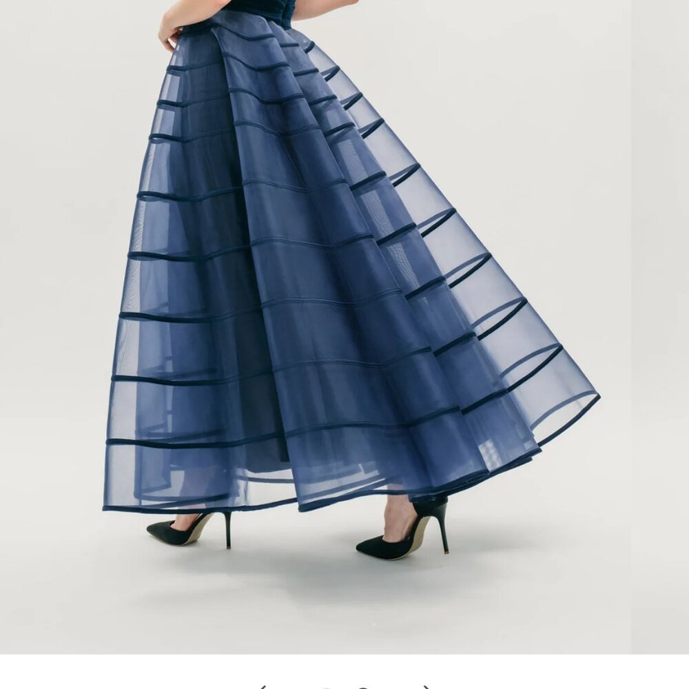 Stunning Navy Dress by Hynes Park M561, Size 8